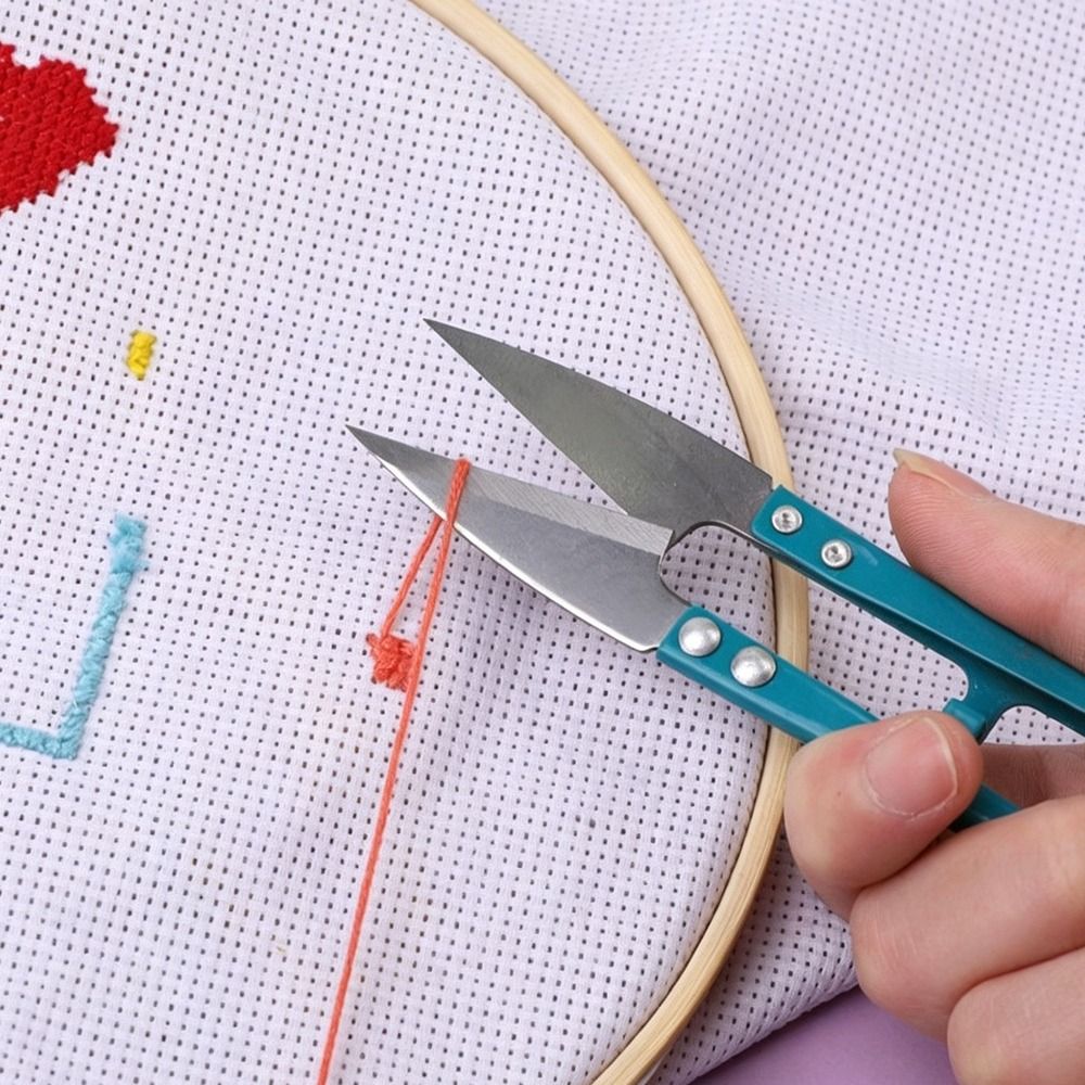 Nieuwe U-vormige naaischaar Me - Embroidery Scissors Small recensie en prijs