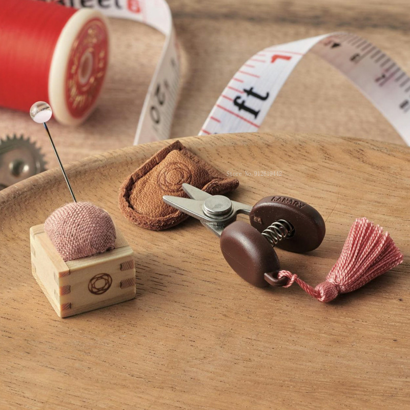 Schattige Kleine Schaar Ledere - Embroidery Scissors Small recensie en prijs
