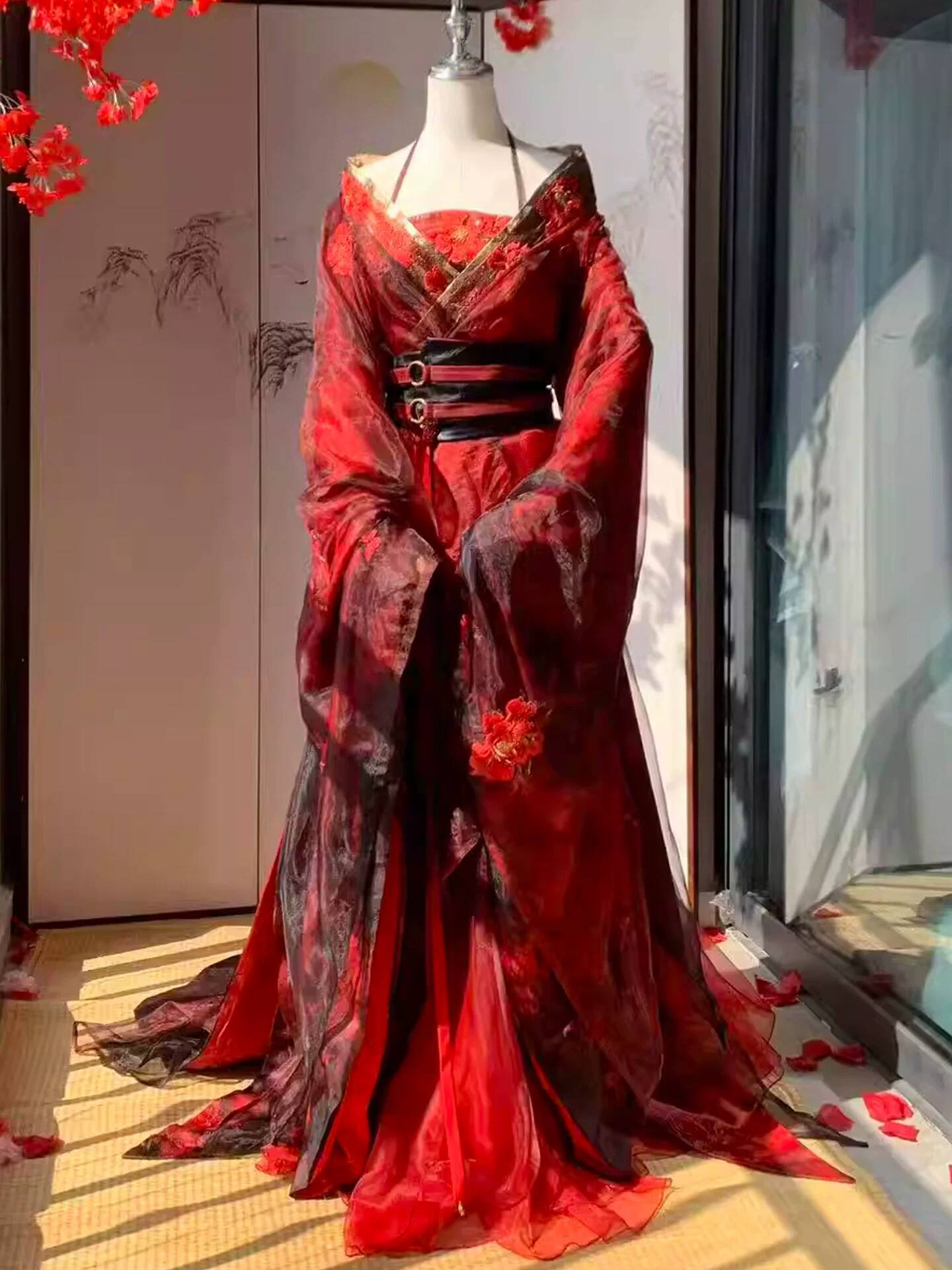 Nieuwe Datura Rode Hanfu Vrouw - Embroidery Red recensie en prijs