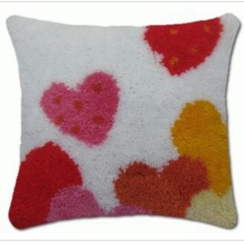 Regenboog Liefde Serie Klink H - Printed Embroidery Kit recensie en prijs