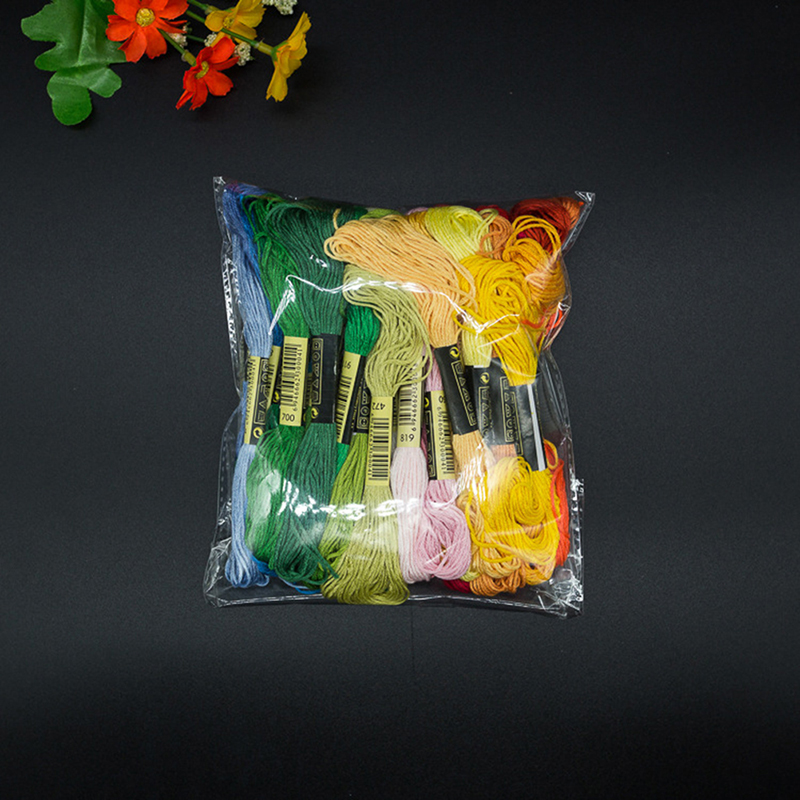 C 24/100/50 Multicolor Cross T - Embroidery Garments recensie en prijs