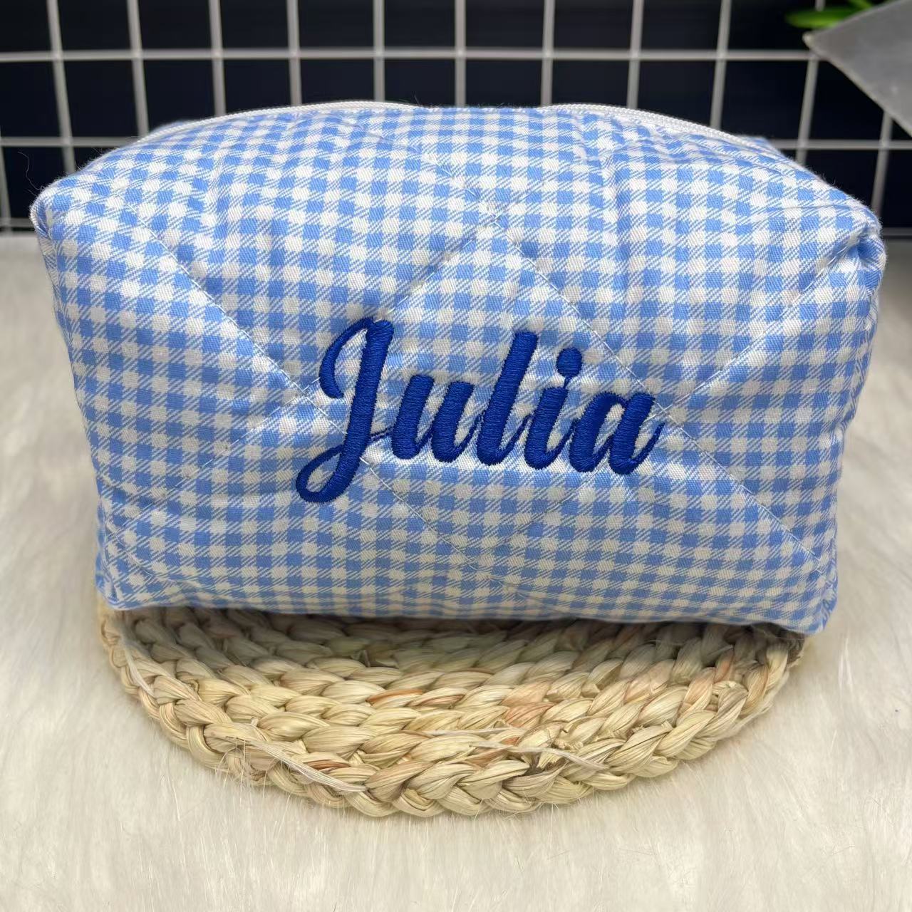 Gestreepte make-uptas met grot - Embroidery Logo recensie en prijs